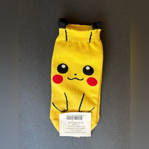 Pokemon Yellow Pikachu Kids Socks - Picture 2 of 5